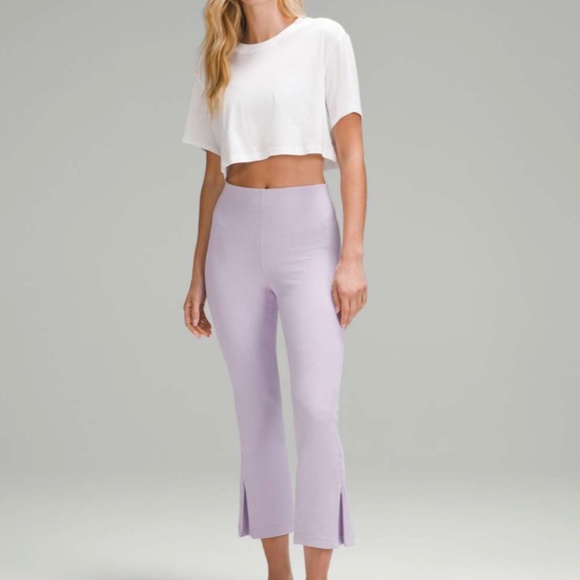 Lululemon ribbed softstreme crops pants size 8 lavender - Picture 1 of 5